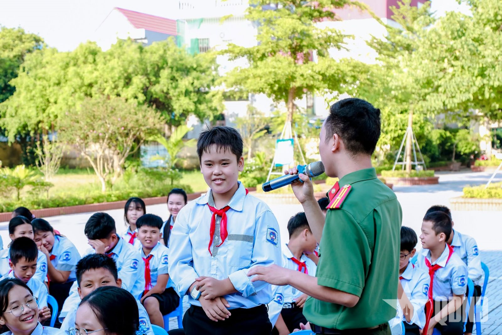 Tạo dựng lá chắn đẩy lùi tin giả, tin sai sự thật